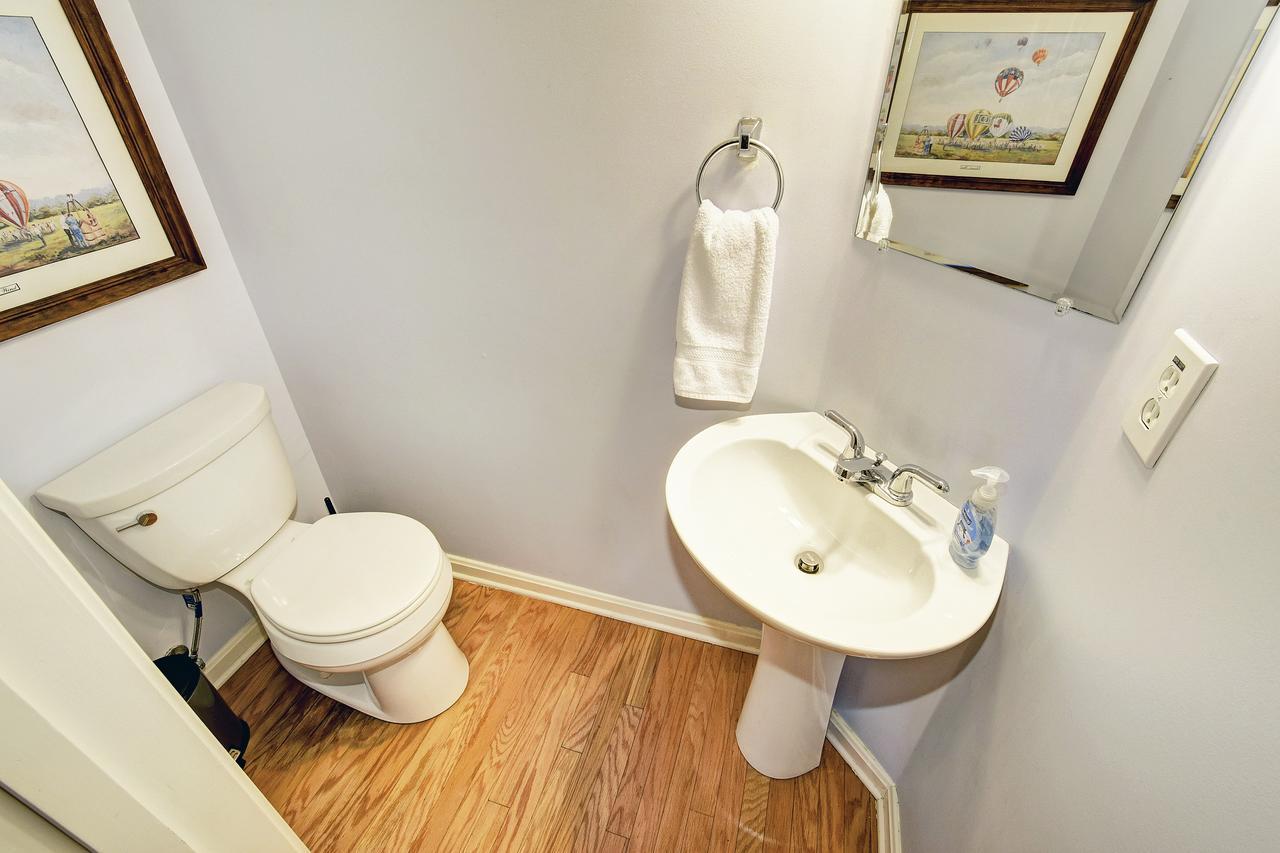 Lux Townhouse, Walk To All, Sleeps 6 Adults Louisville Dış mekan fotoğraf